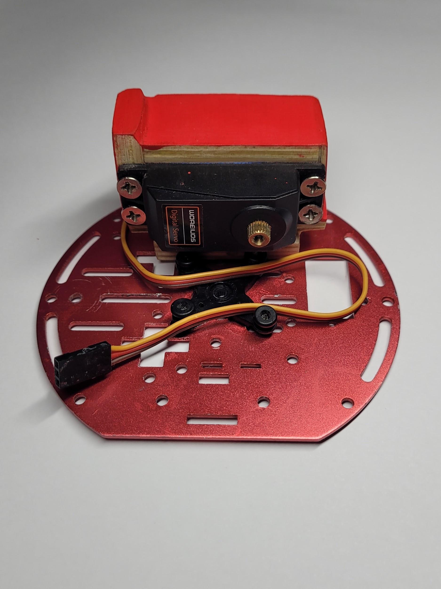 Shoulder servo front view